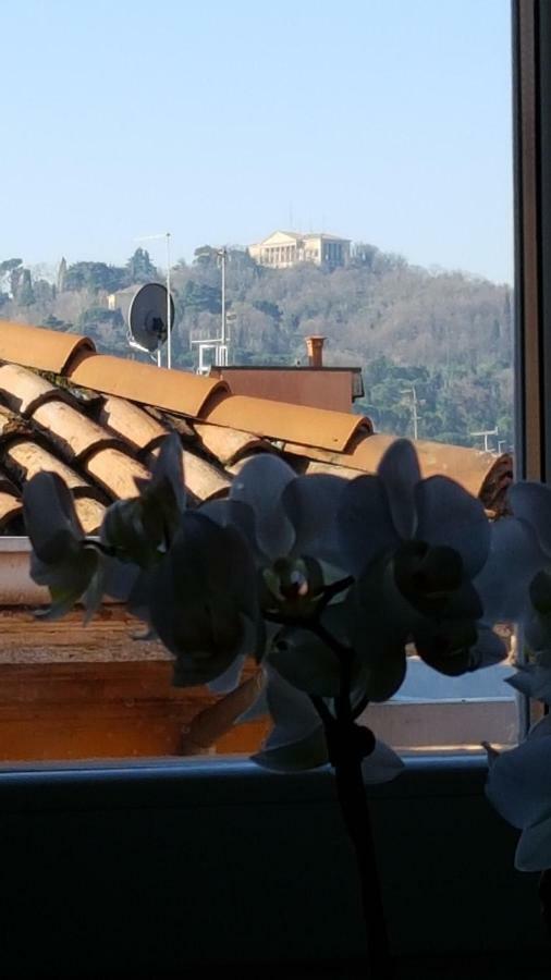 Tetti Rossi Apartment Bologna Bagian luar foto