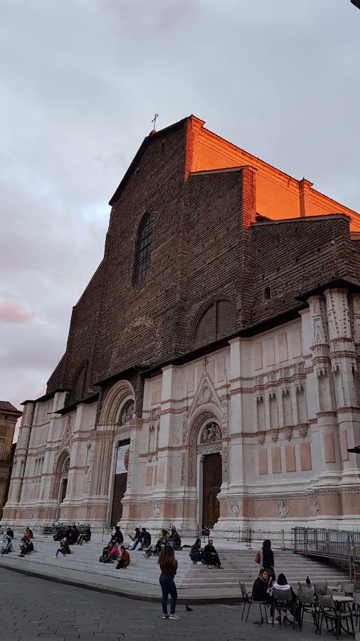 Tetti Rossi Apartment Bologna Bagian luar foto